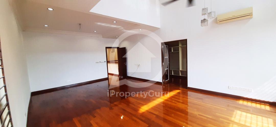 RENOVATED End Lot Lagenda Bukit Jelutong - photo 11