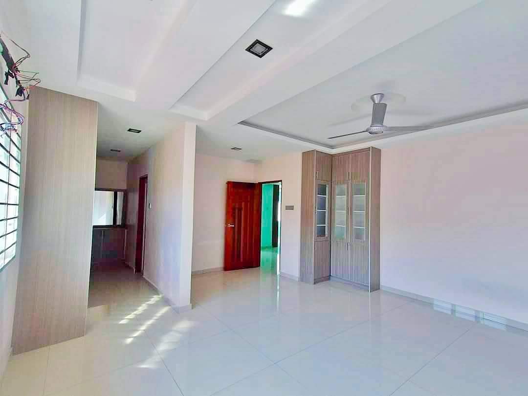 Double Storey Saujana Impian Kajang Selangor - photo 2