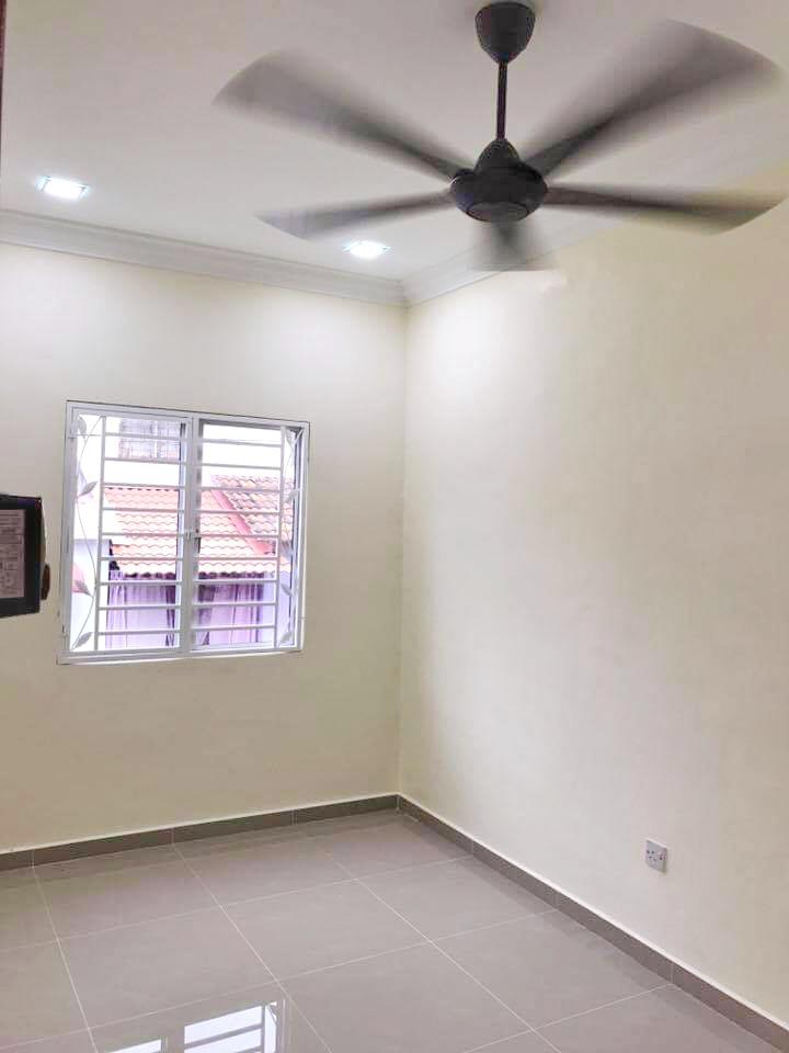 2 Storey Terrace , Blok 16, Bandar Tasik Puteri - photo 5