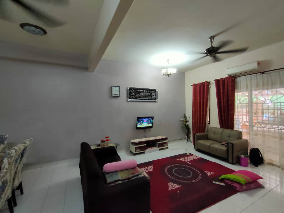 Double Storey Terrace House at Taman Prima Saujana - photo 3