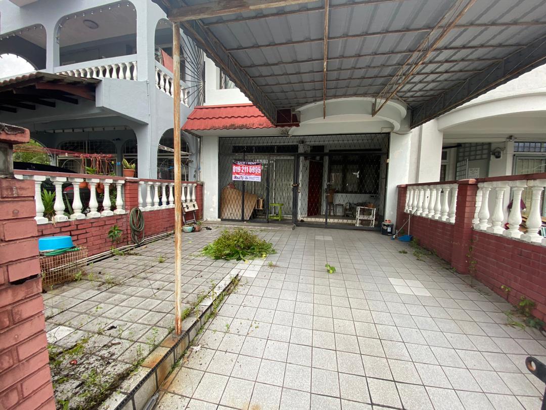 2 AND HALF STOREY TERRACE TAMAN KENCANA AMPANG - photo 3