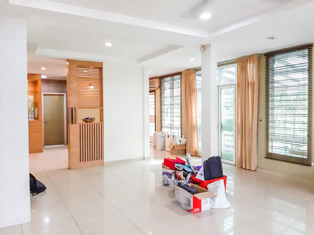 Double Storey Jalan Kristal Seksyen 7, Shah Alam - photo 2