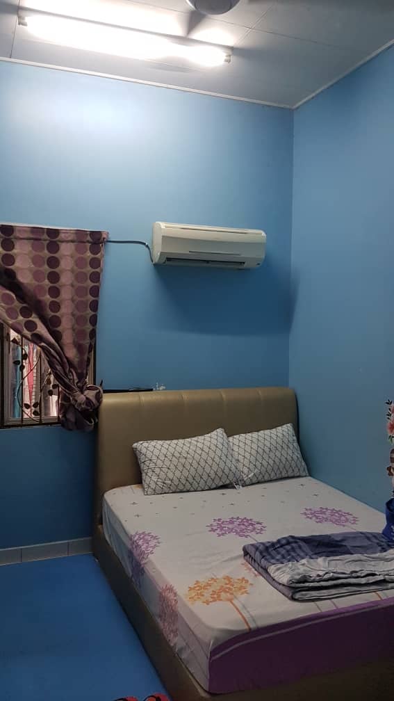 RENOVATED Alam Suria 1 Sty Terrace at Puncak Alam - photo 2