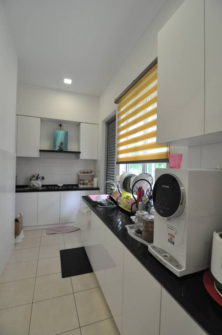 3Sty SemiD Cluster Parkfield Tropicana Height - photo 6