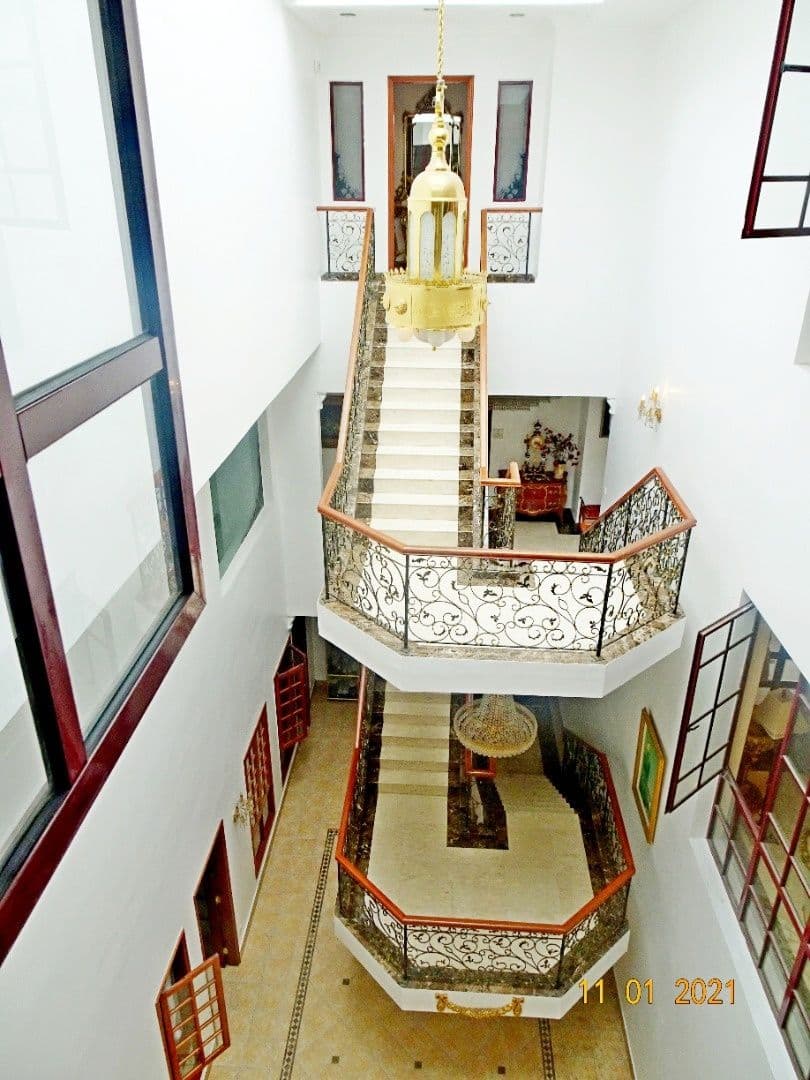 Nice LUXURY 3 STOREY BUNGALOW Lakeview Resort - photo 11