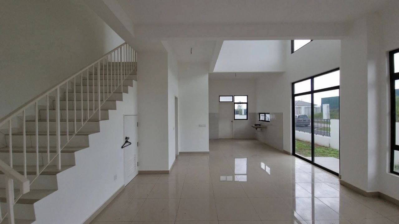 2 Storey END LOT Eco Grandeur Type A Graham Garden - photo 3