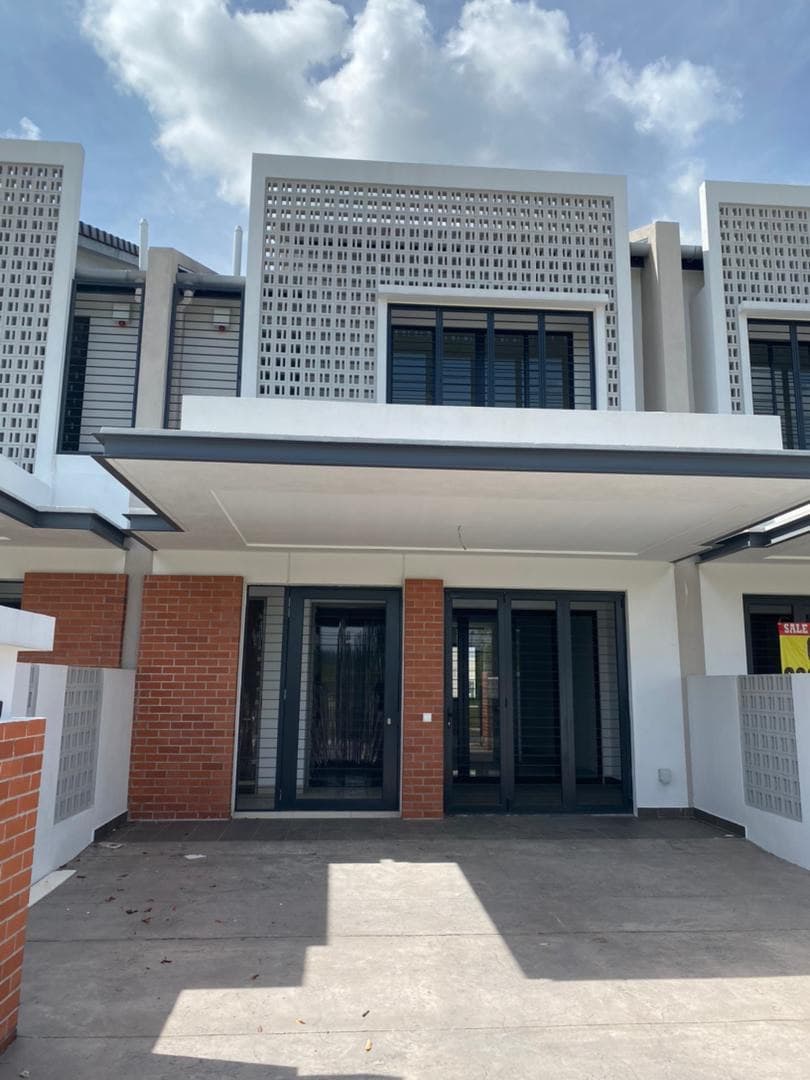 BRAND NEW Double Storey Terrace ELMINA Green Phase