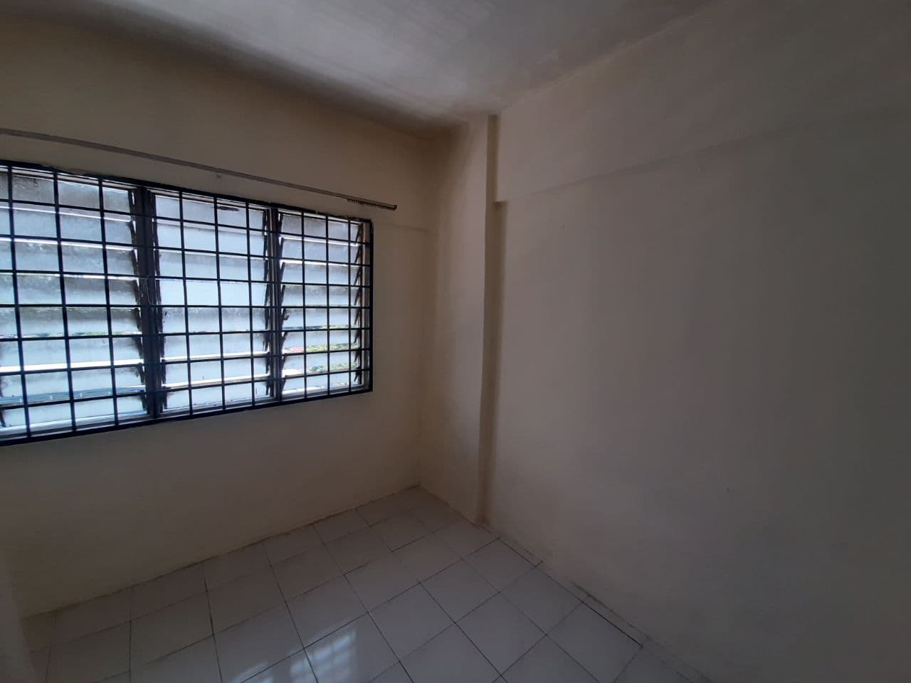 Flat Taman Bukit Angkasa Pantai Dalam For Sale - photo 6