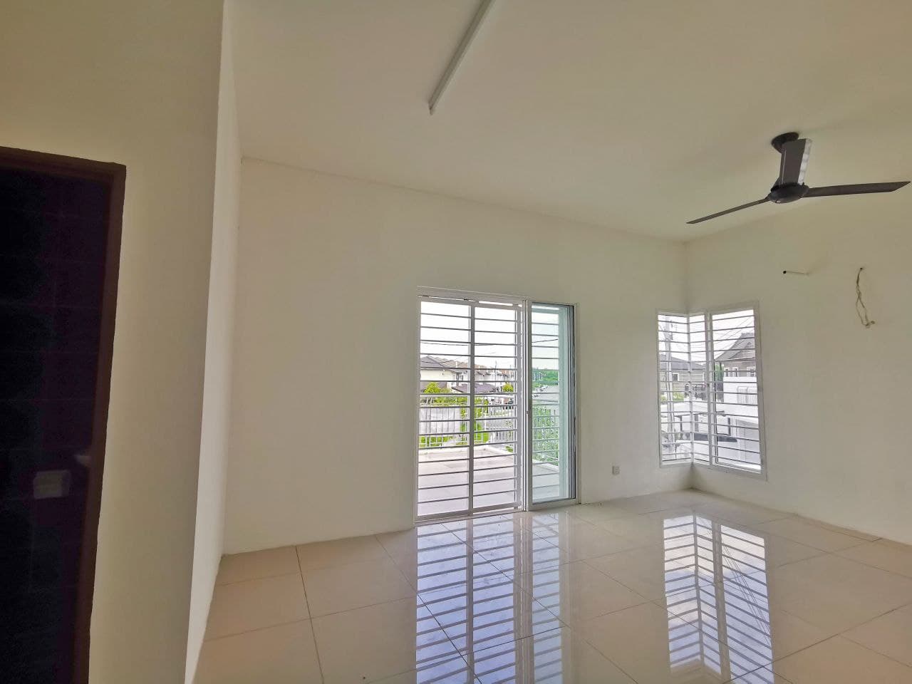 CORNER LOT Semi D Taman Desiran Bayu Puchong - photo 8