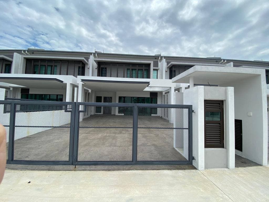 Double Storey Superlink Type LIANA Elmina Garden - photo 9