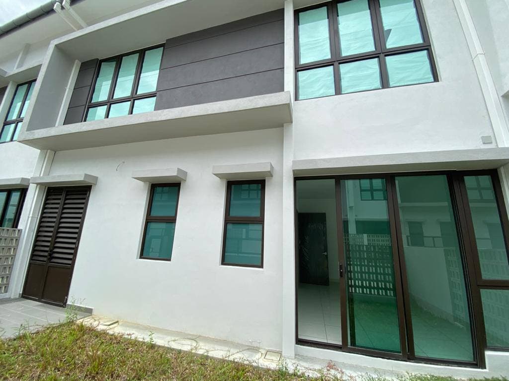 Double Storey Superlink Type LIANA Elmina Garden - photo 10