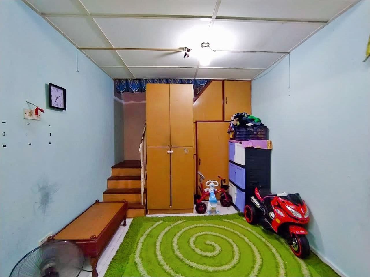 One and half Storey Terrace, Bandar Baru Selayang - photo 3