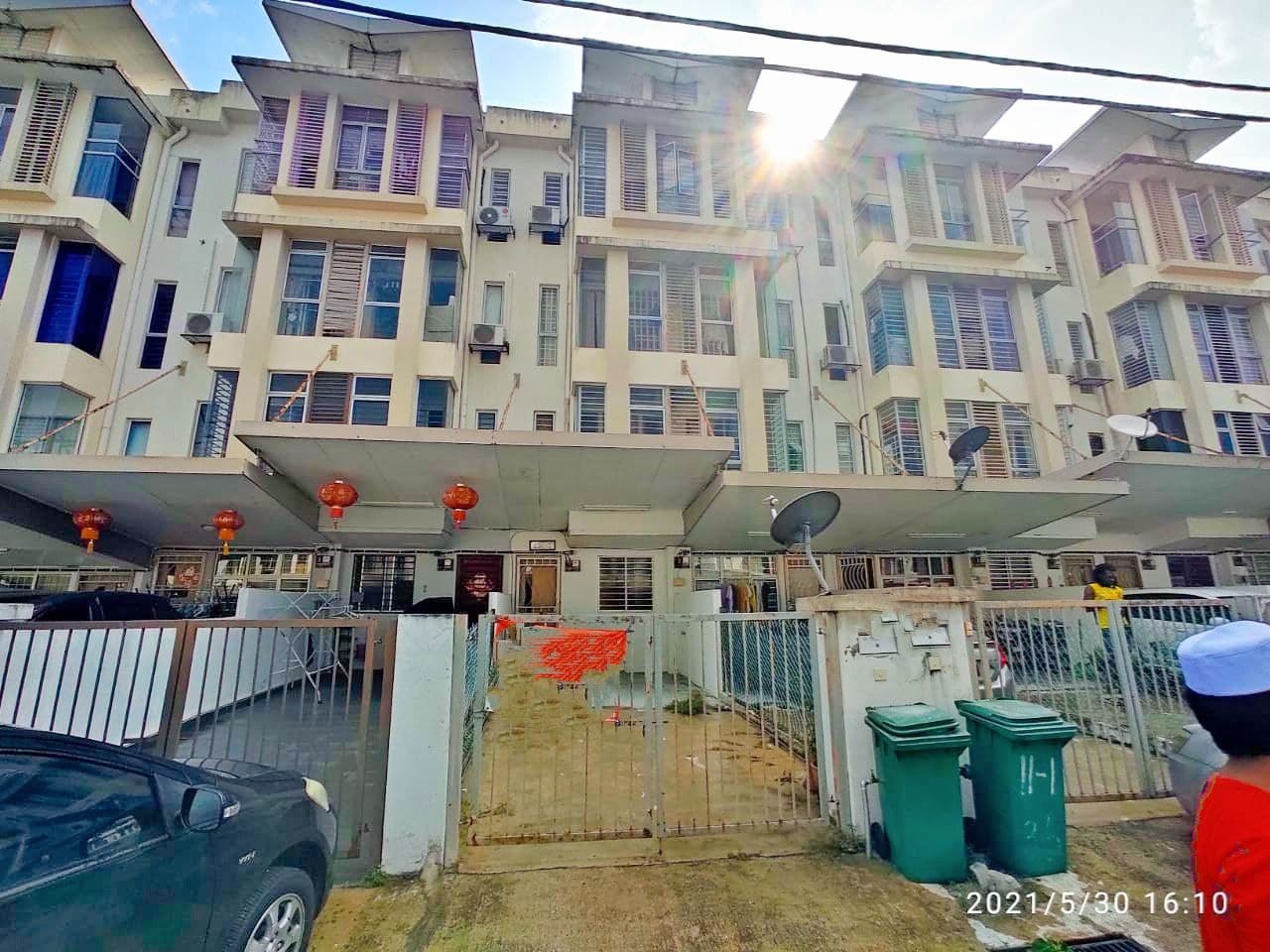Amansiara Townhouse, Taman Amansiara, Selayang - photo 12