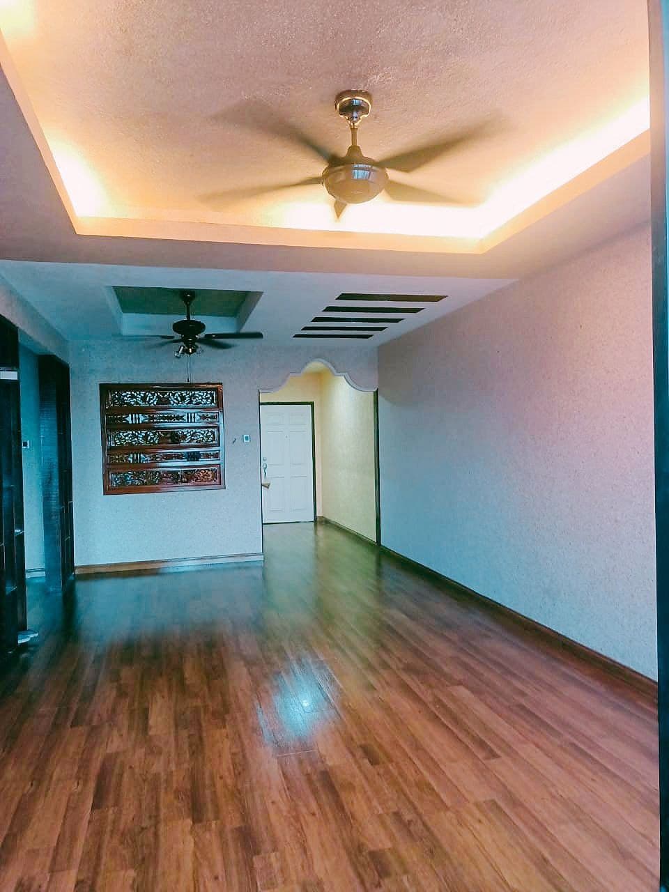 Nice Renovated Unit Sri Putramas Condominium - photo 8