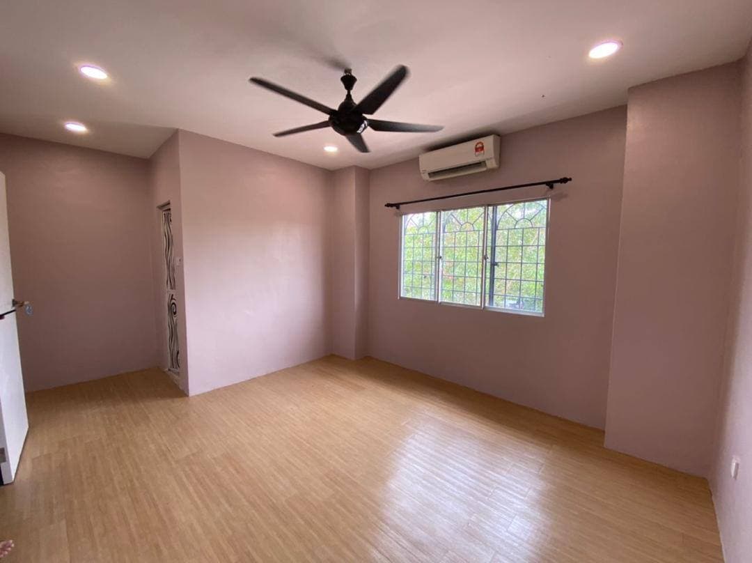 Renovated Double Storey Green Valley Rawang - photo 2