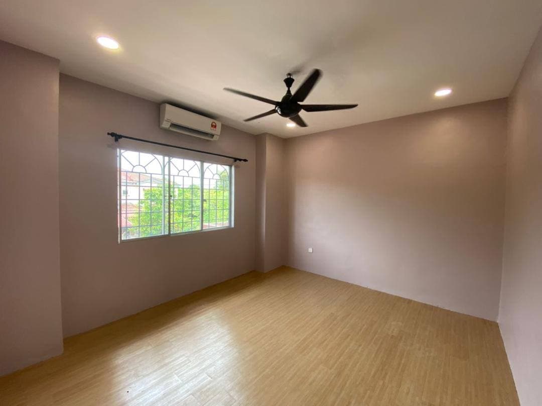 Renovated Double Storey Green Valley Rawang - photo 9
