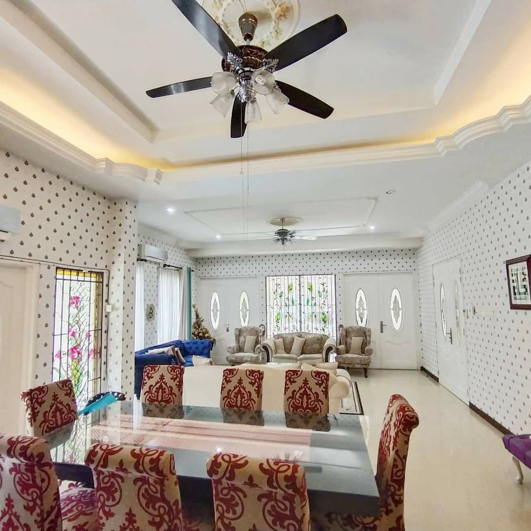 CORNER DOUBLE STOREY BUNGALOW Bdr Sri Putra Bangi - photo 2