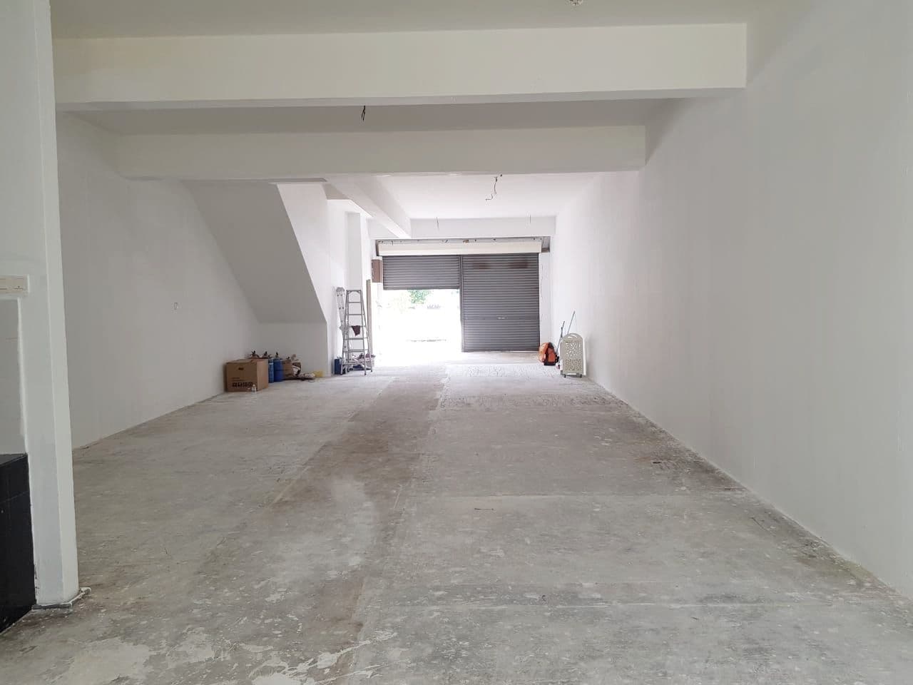 GM Klang Facing Mainroad Shoplot For Rent - photo 2