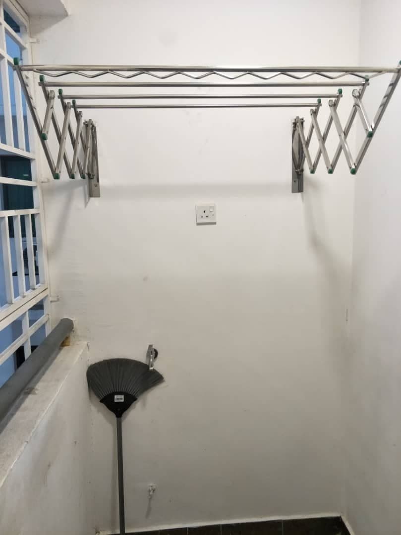 PARTLY FURNISHED Vista Alam Serviced Apartment - photo 8