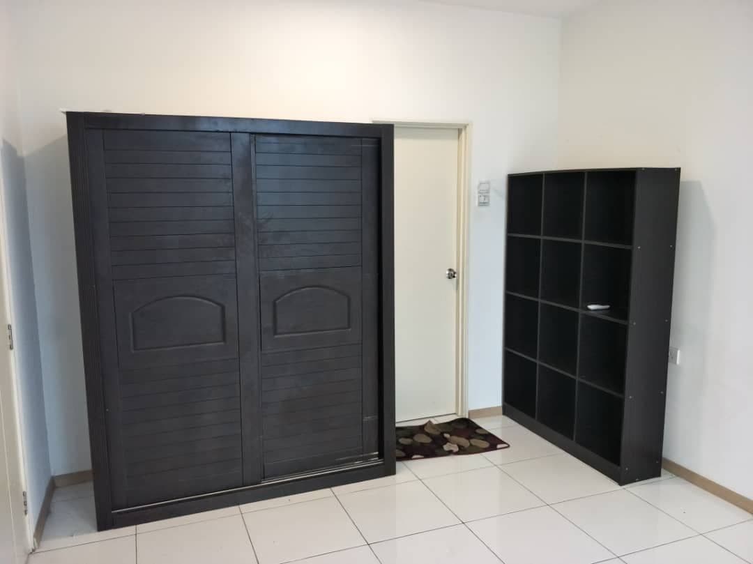 PARTLY FURNISHED Vista Alam Serviced Apartment - photo 9