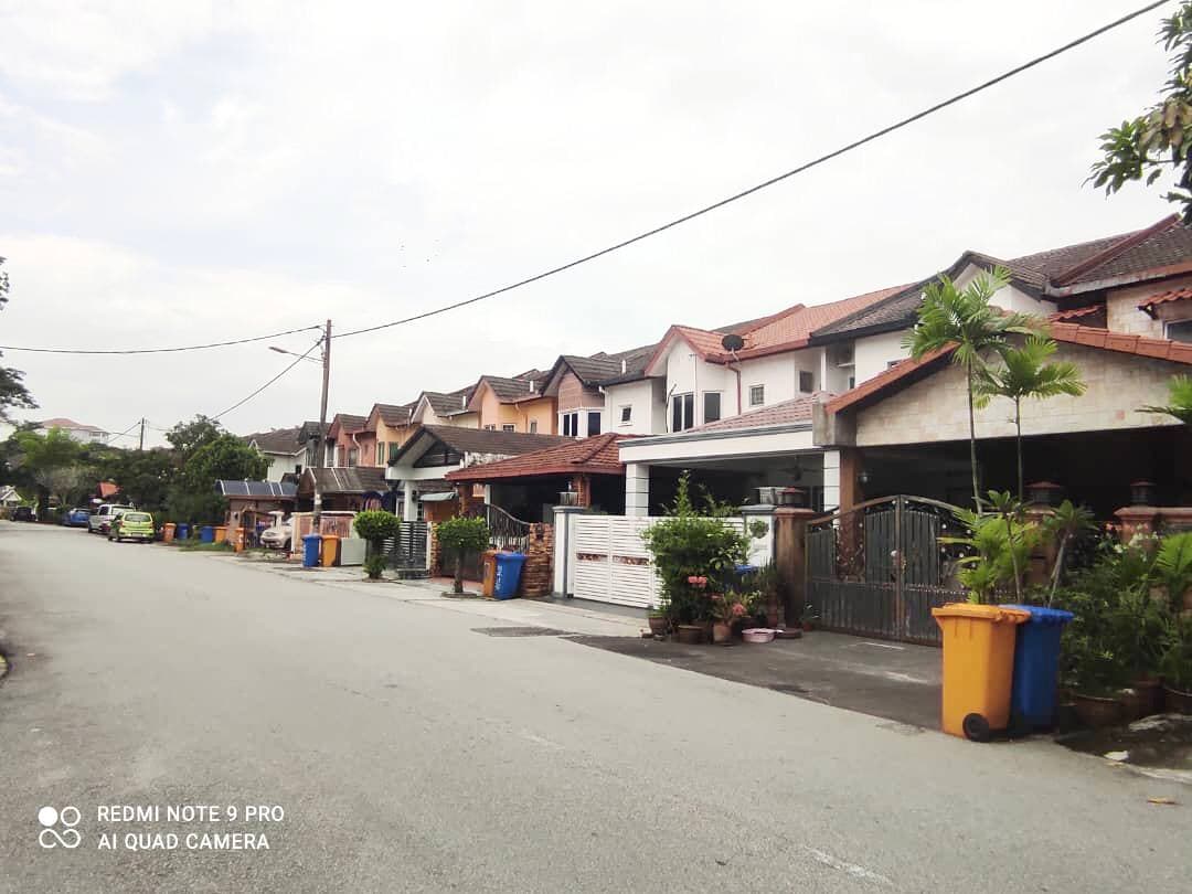 HOT AREA EXTENDED AND RENOVATED Double Storey - photo 3