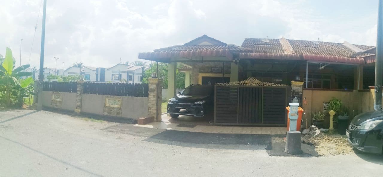 CORNER UNIT  SINGLE STOREY TELOK PANGLIMA GARANG