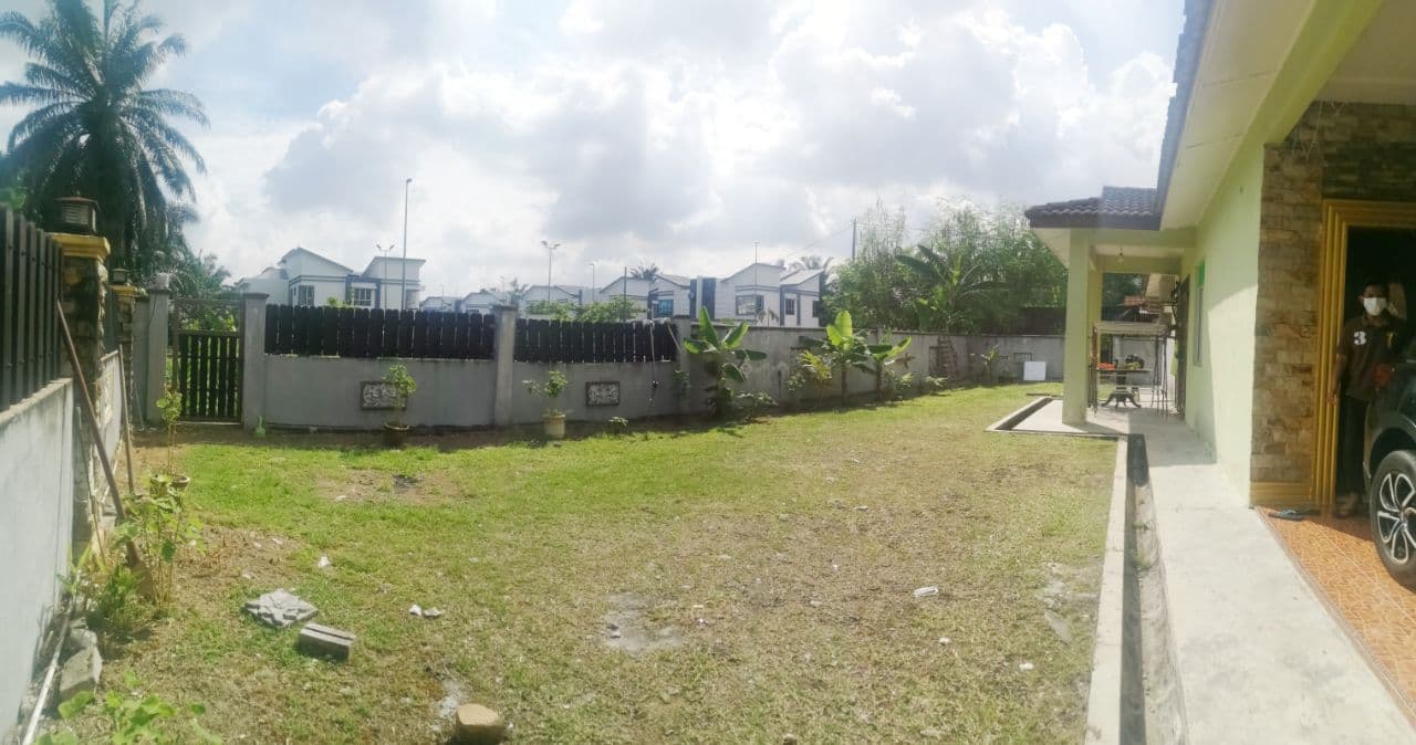 CORNER UNIT  SINGLE STOREY TELOK PANGLIMA GARANG - photo 4