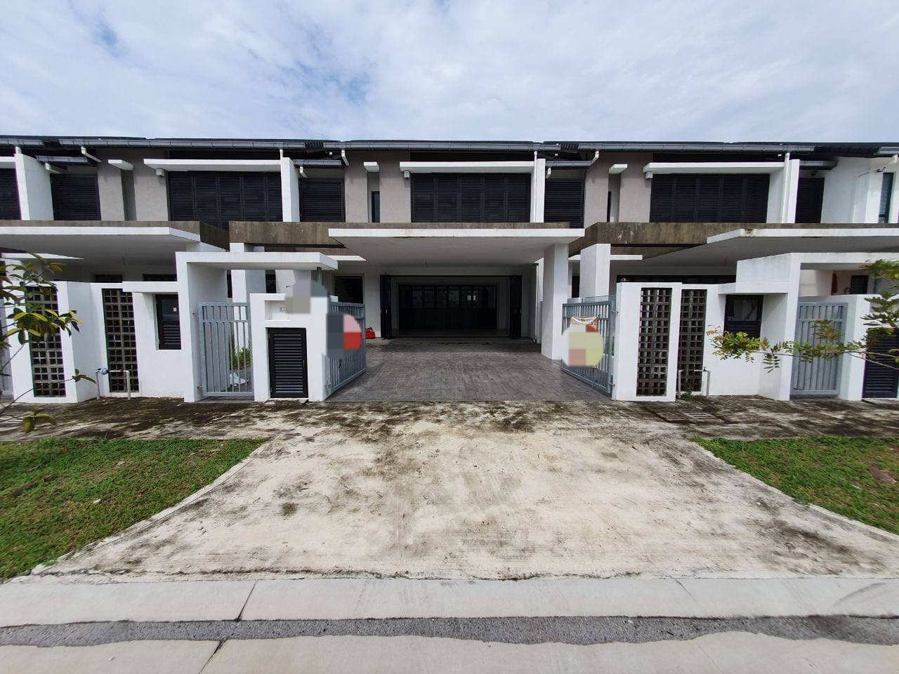 Denai Alam Superlink Aralia Elmina Garden For Sale