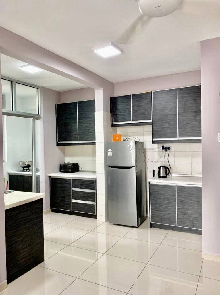 Midfield Condomimium Sg Besi For Rent