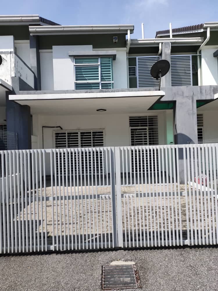 Double Storey Laman Orkid Nilai Impian Nilai