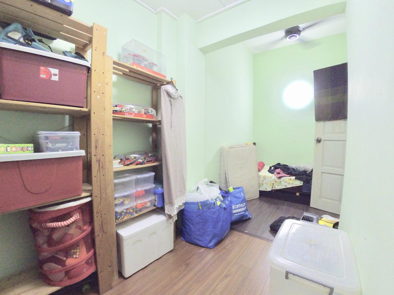 DOUBLE-STOREY TAMAN BUKIT SUBANG U16, SUBANG - photo 8