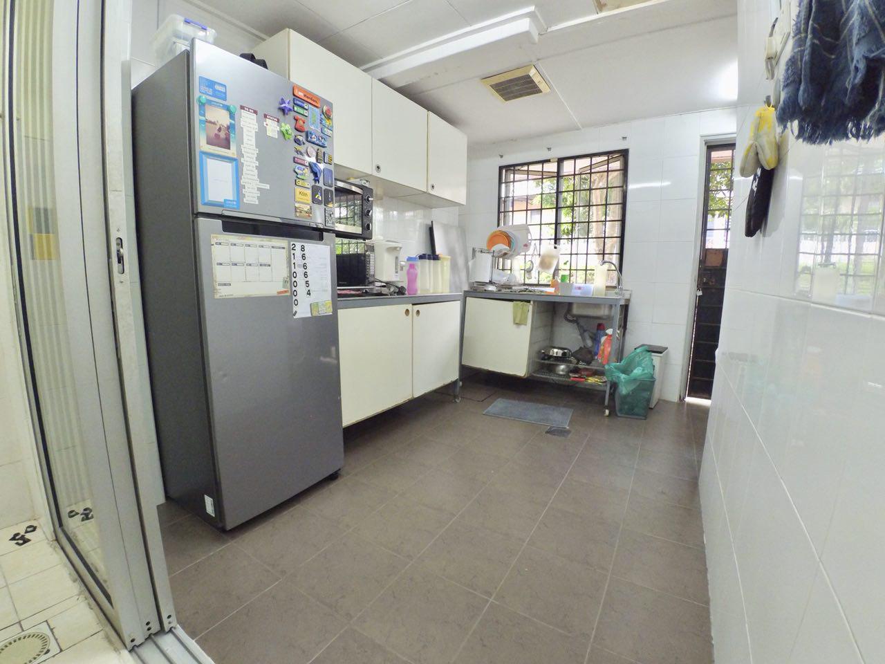 DOUBLE-STOREY TAMAN BUKIT SUBANG U16, SUBANG - photo 10