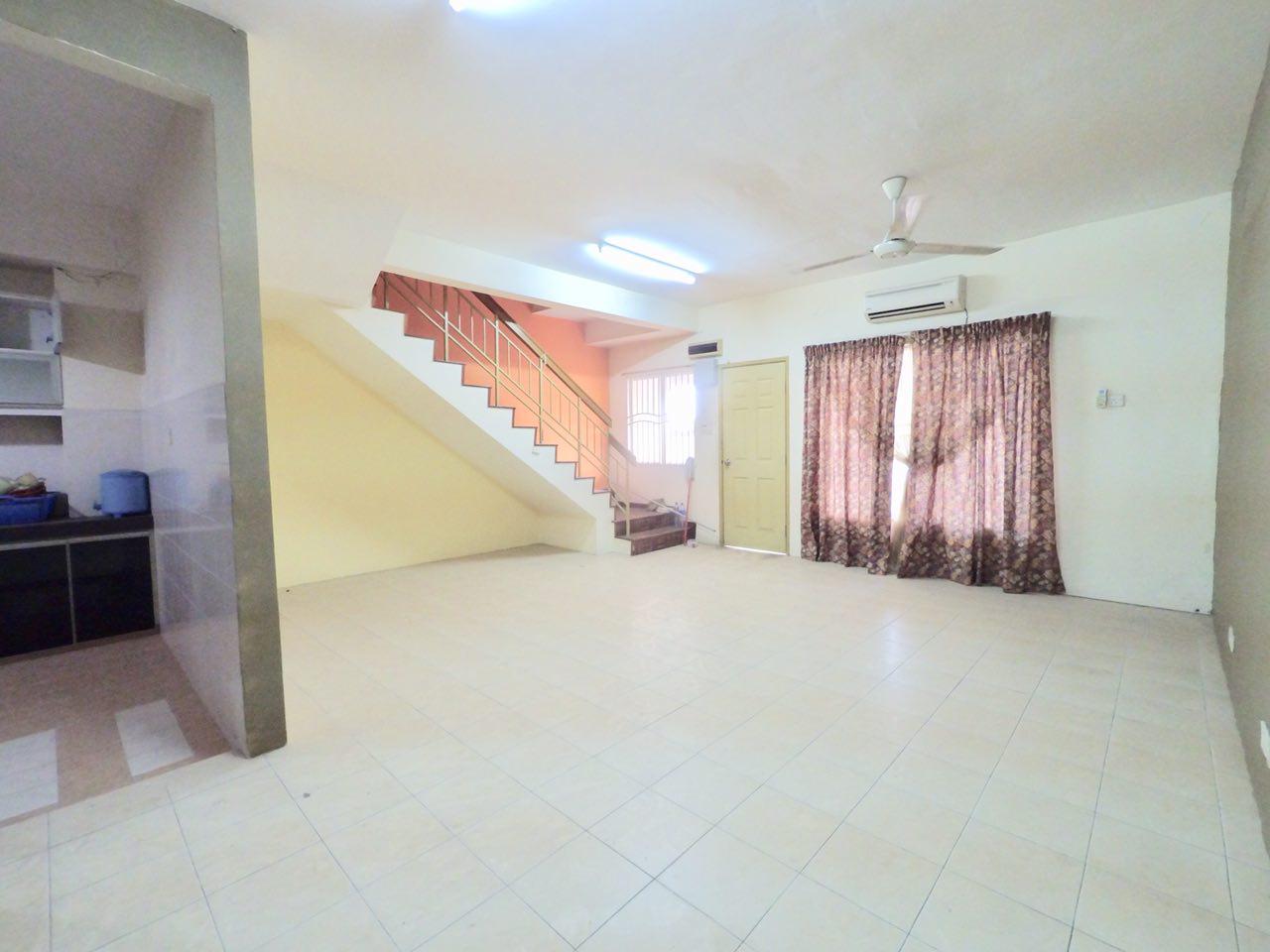 DOUBLE STOREY SETIA IMPIAN 2 - photo 3