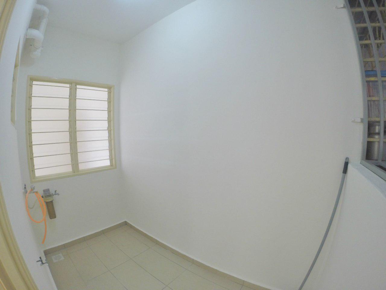Merak Apartment, Bandar Kinrara - photo 5