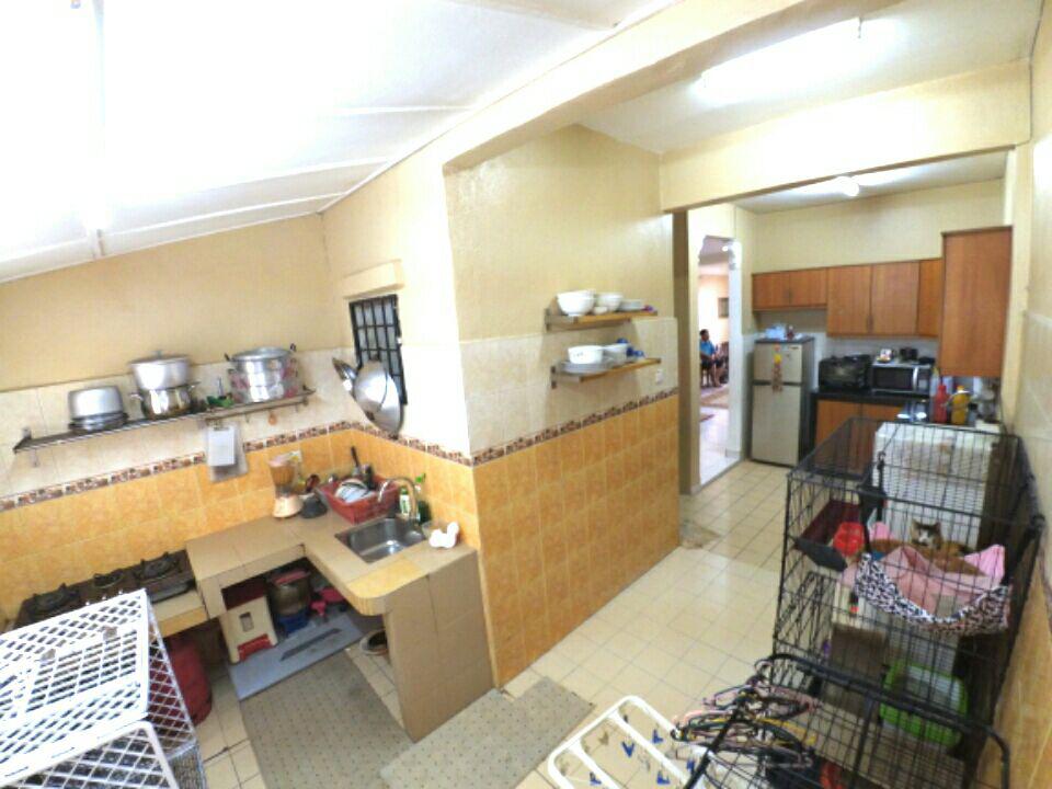 FREEHOLD 2 Storey Taman Desa Bukit Cahaya - photo 4