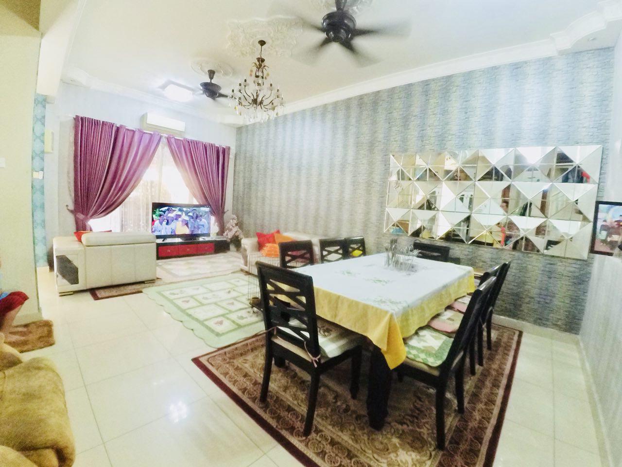 Double Storey Taman Tropika - photo 2