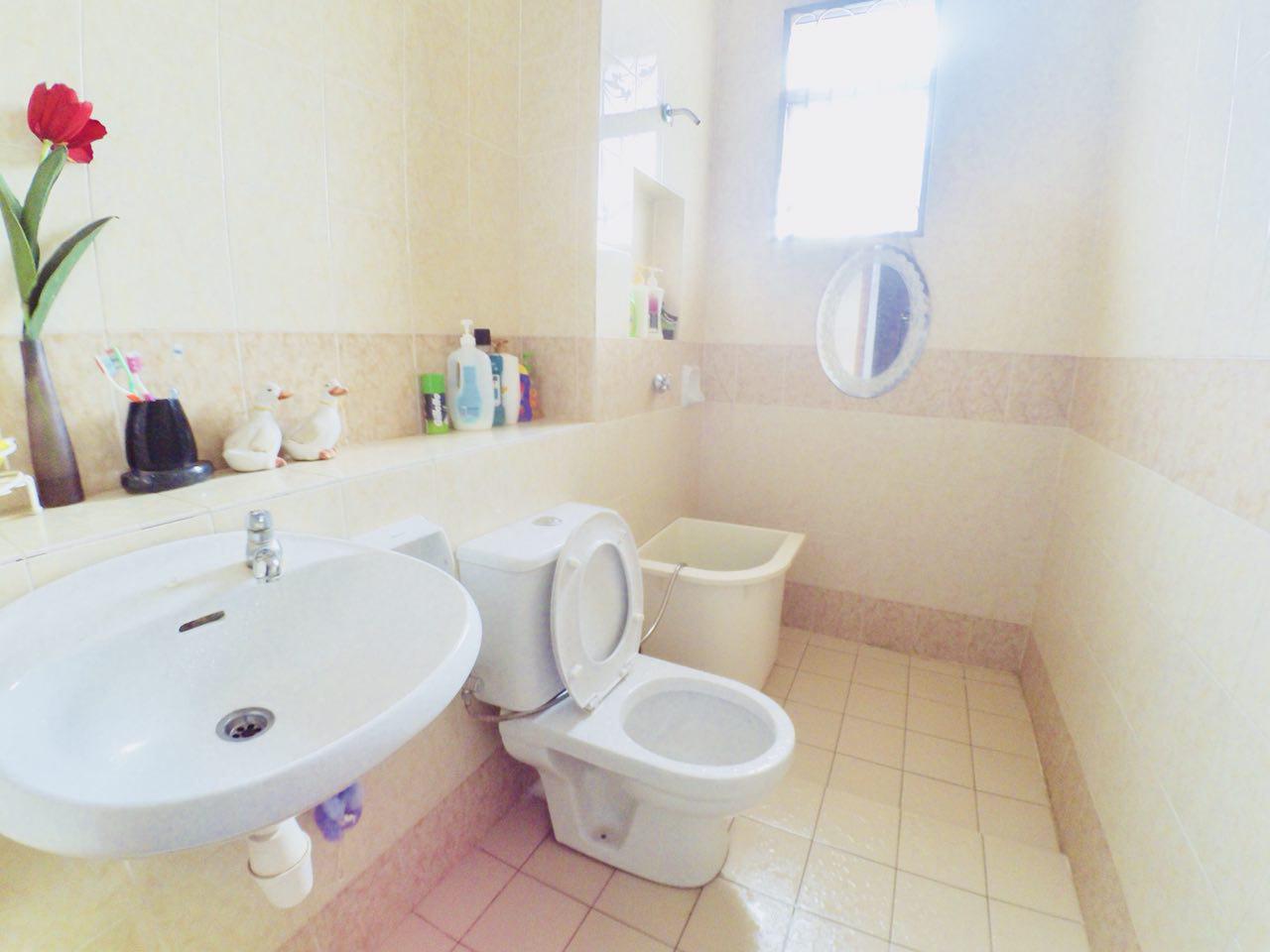 Double Storey Taman Tropika - photo 5
