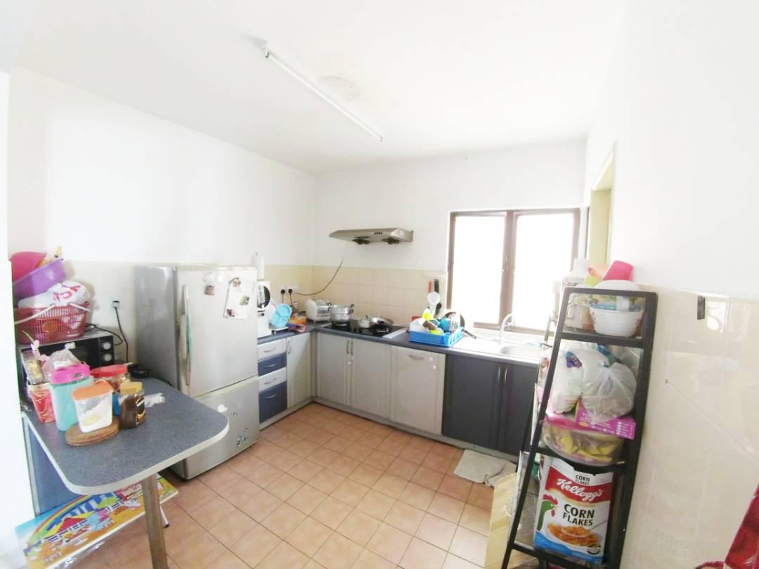 PALM SPRING DAMANSARA CONDOMINIUM - photo 3