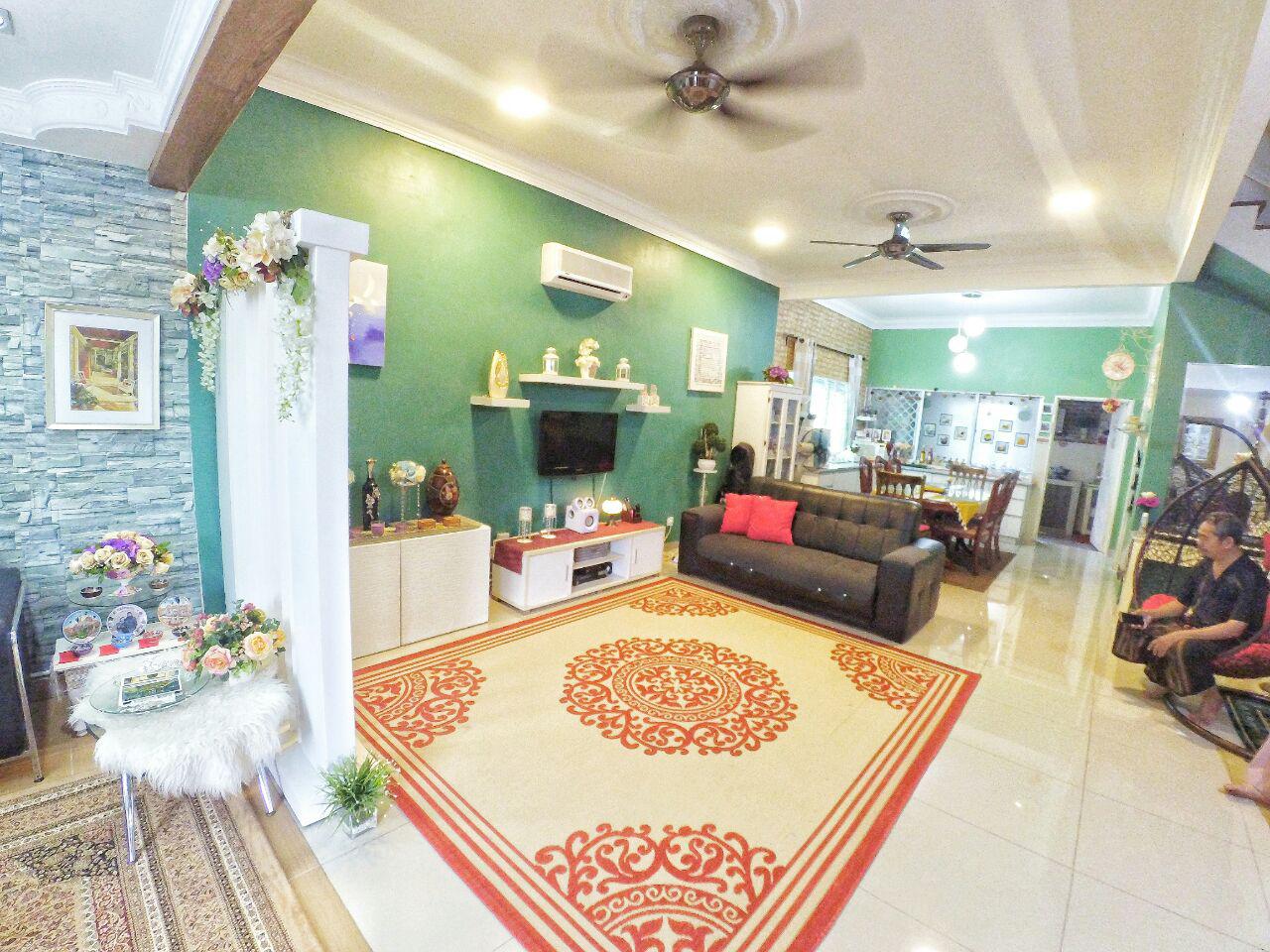 Fully Renovated, Furnished Double Storey Terrace - photo 3