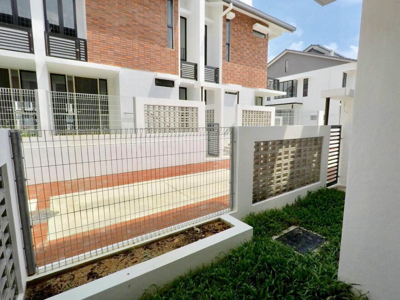 2 Storey Elmina Valley Phase 2, Elmina West - photo 3