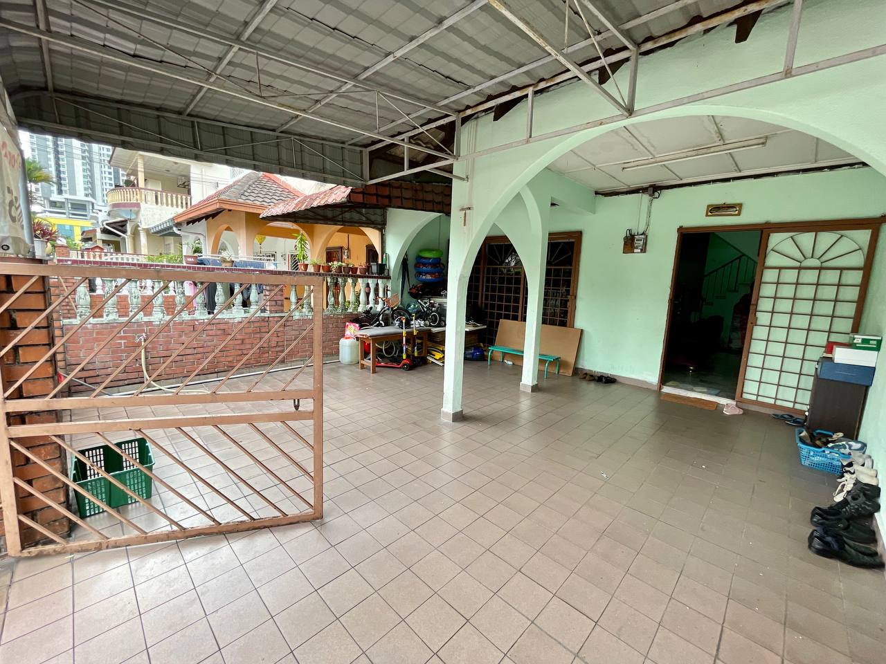 Taman Putra Indah - photo 2