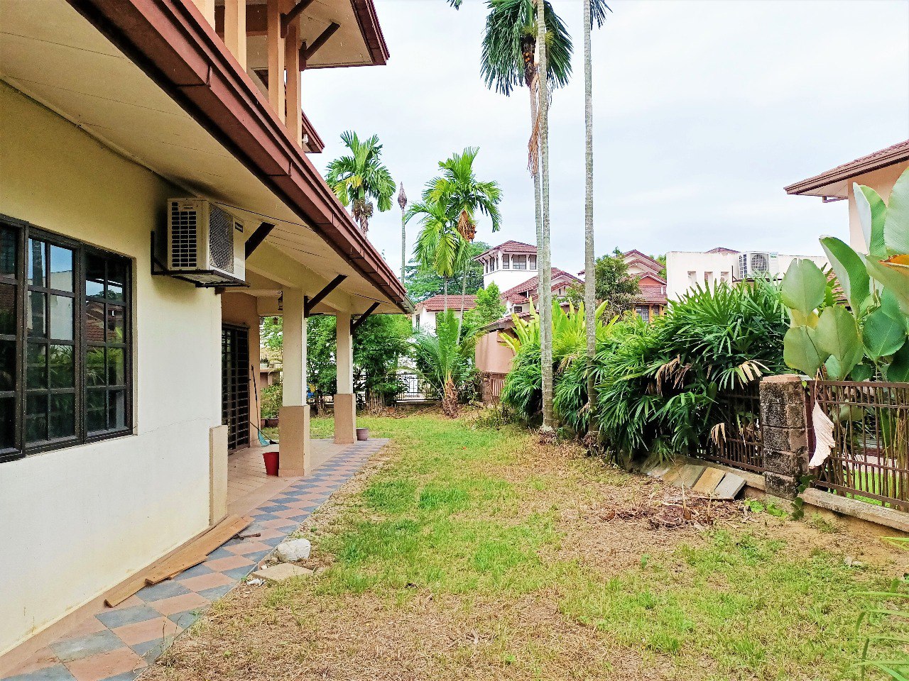 Bukit Jelutong, Shah Alam - photo 2