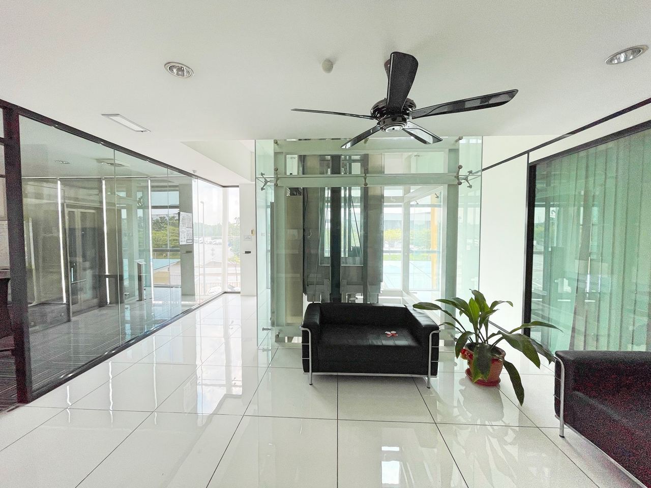Bukit Jelutong - photo 10
