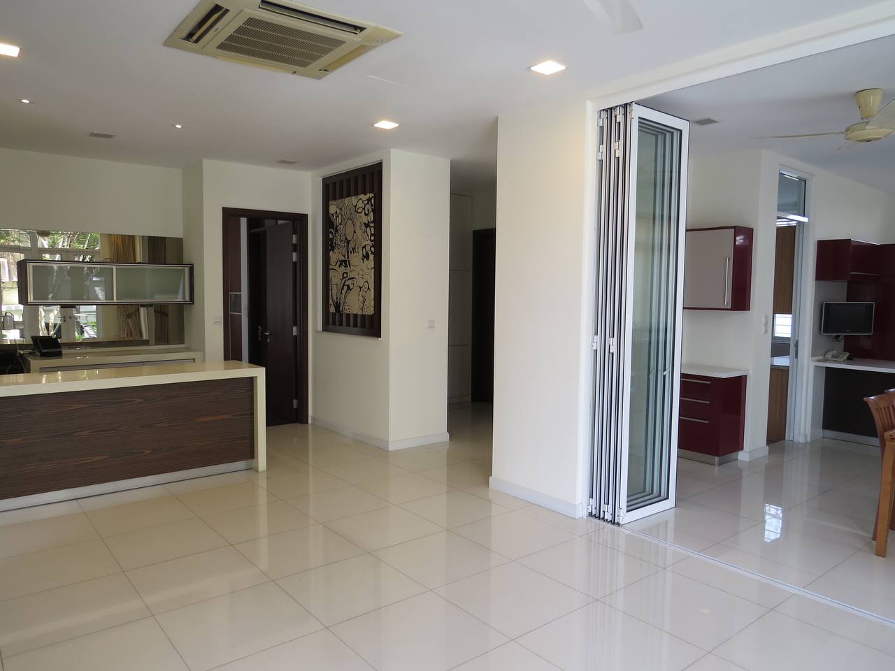 The Residence - photo 9