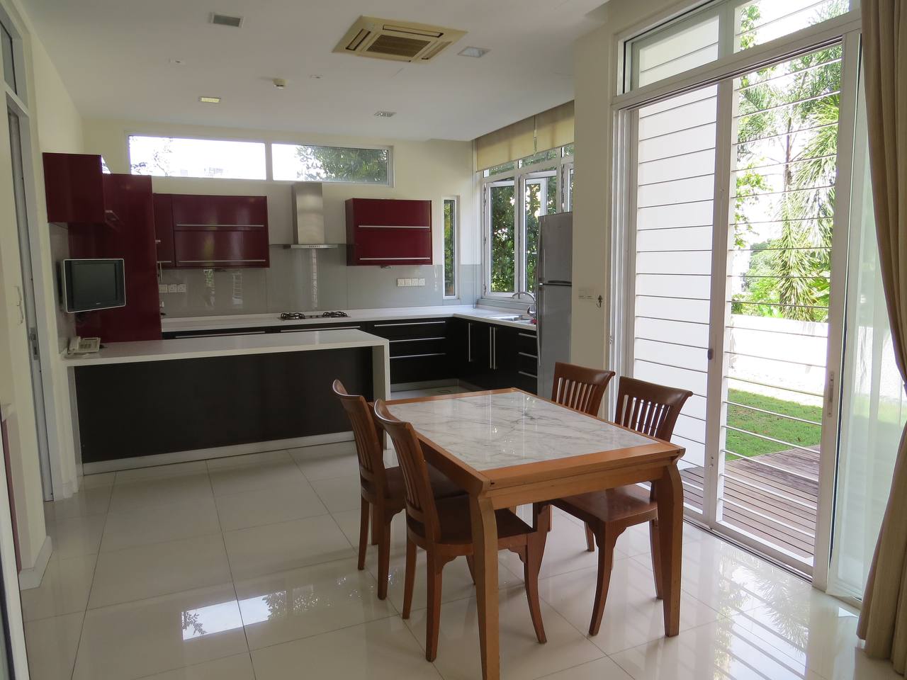 The Residence - photo 10