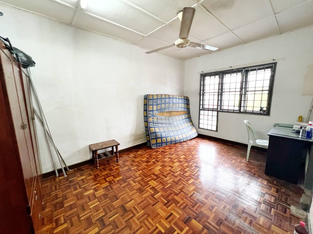 Jalan PJS 10 Bandar Sunway - photo 9