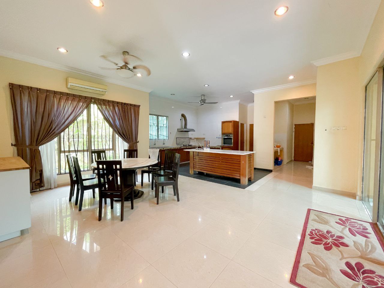 Putra Hill Residency - photo 12