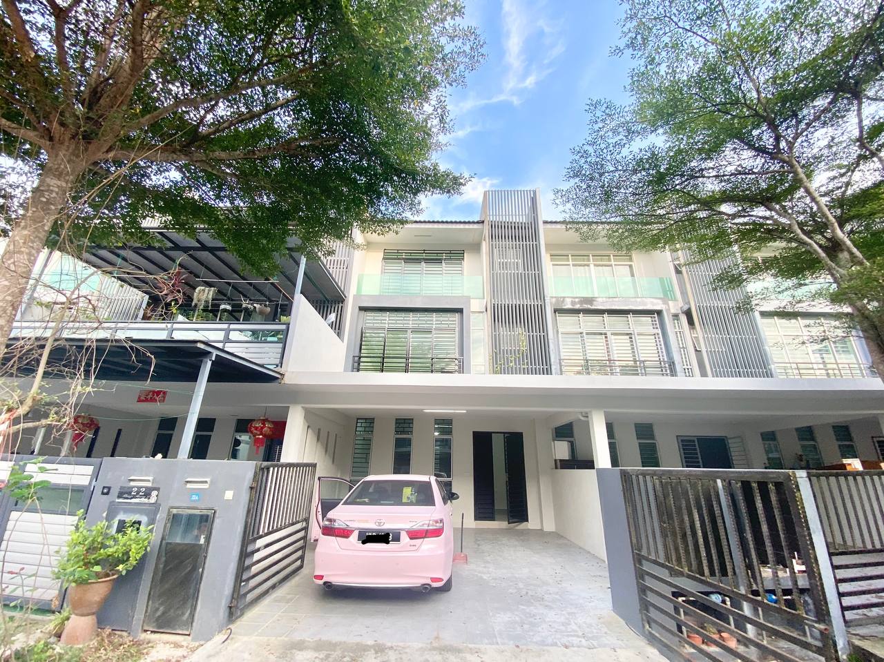 Bangi Avenue - photo 1