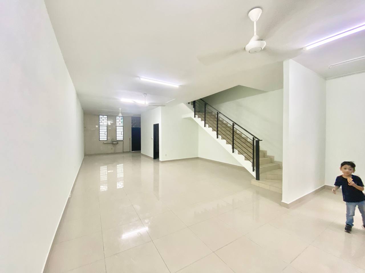Bangi Avenue - photo 3