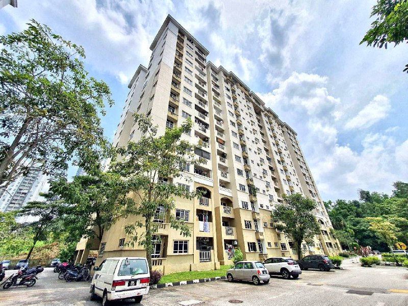 Villa Pavilion Condo
